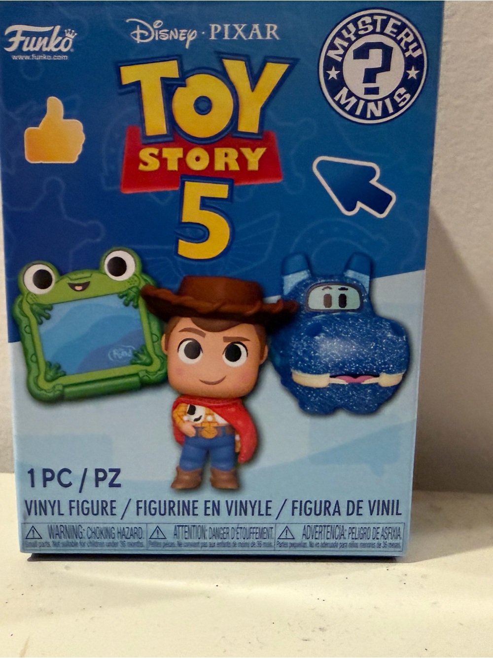 Funko Toy Story 5 Woody Vinyl Figure with Red Bandana and Brown Hat - Picture 8 of 8